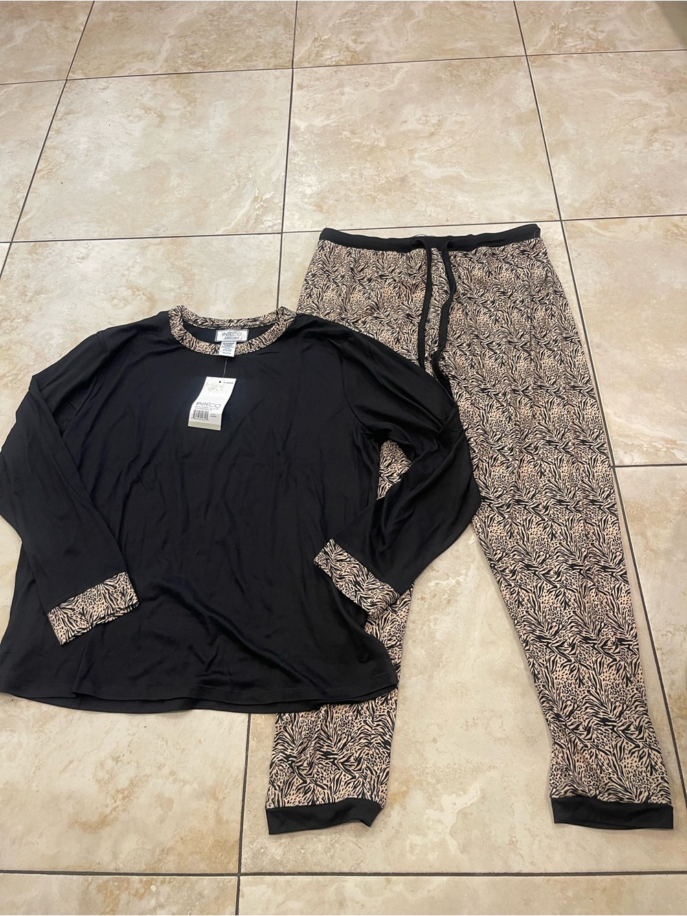NWT INTECO Intimates 2-Piece Pajama Lounge Set | XL | Black Animal Print